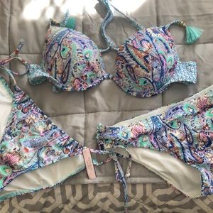 New Victoria Secret Bathing Suit with 2 bottoms!